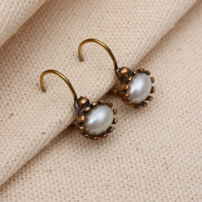 Kolczyki z mosiądzu owalne z perłą