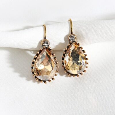 Kolczyki z mosiądzu z oczkiem w kształcie łezki z cytrynem