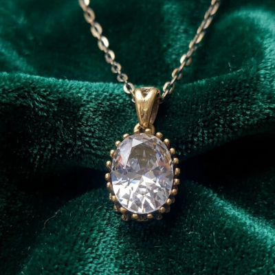 Naszyjnik z mosiądzu z cyrkonem